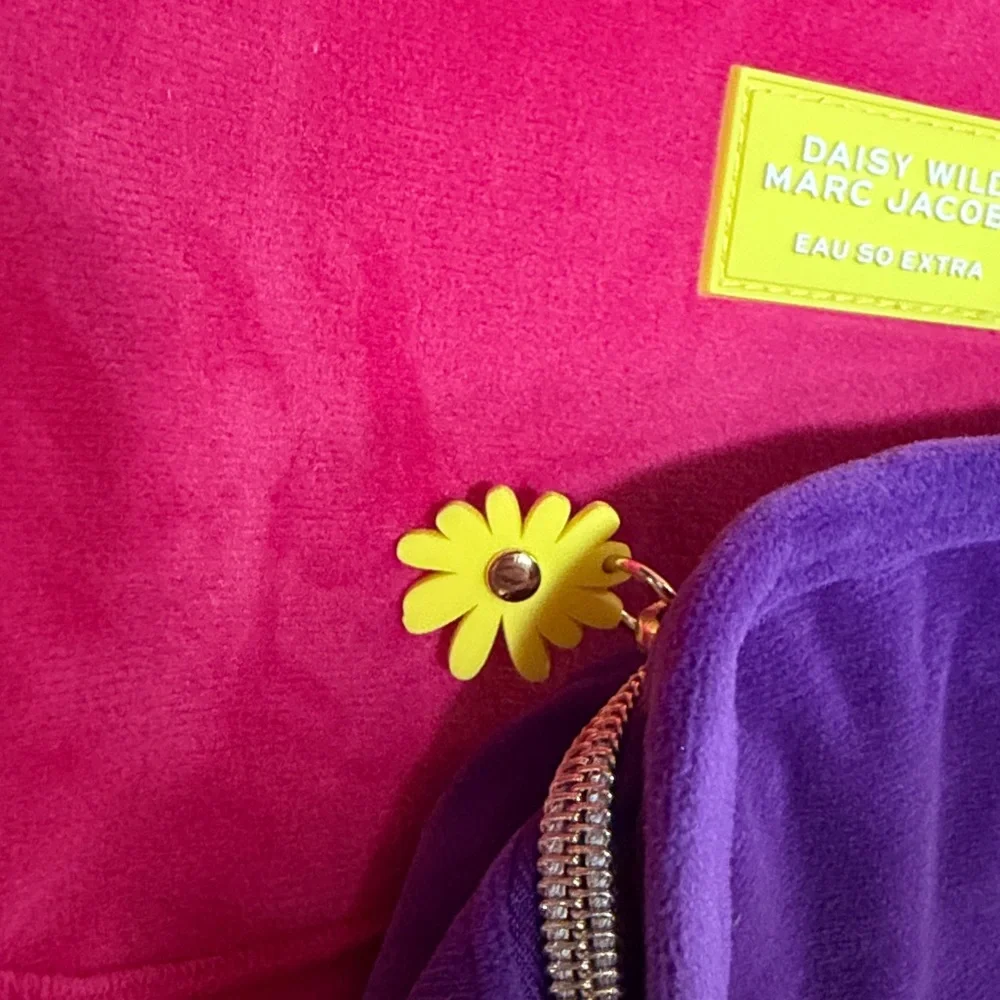 Marc Jacobs Velvet Cosmetic Pouch Set in Purple, Pink & Green - Picture 6 of 6